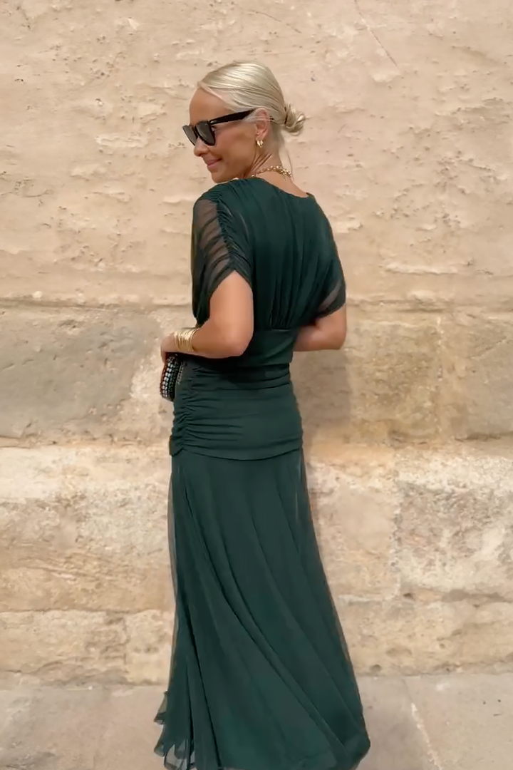 Luisa Dress with a V-neck