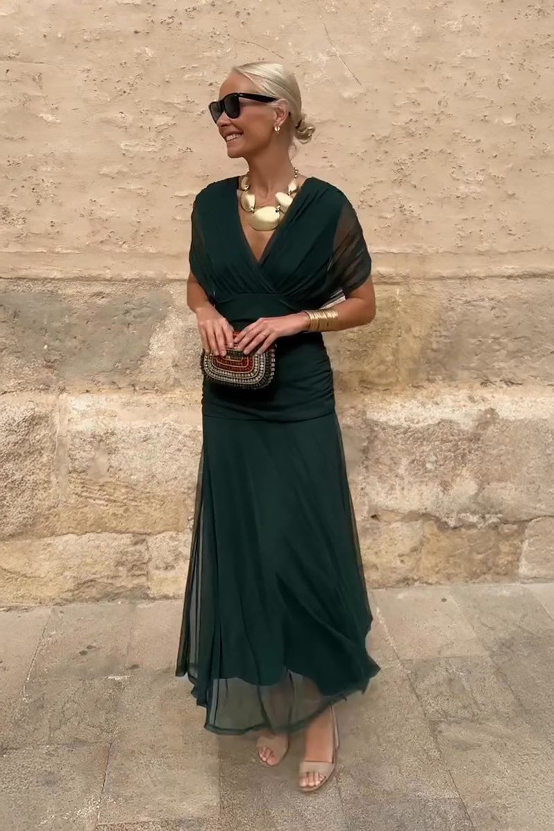 Luisa Dress with a V-neck