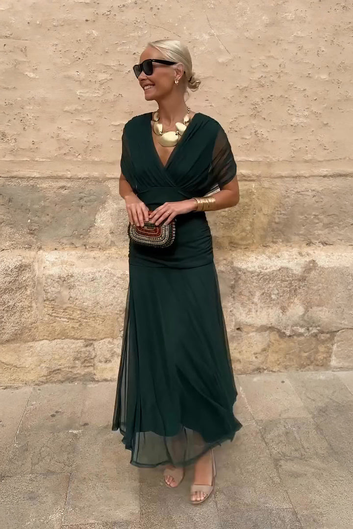 Luisa Dress with a V-neck