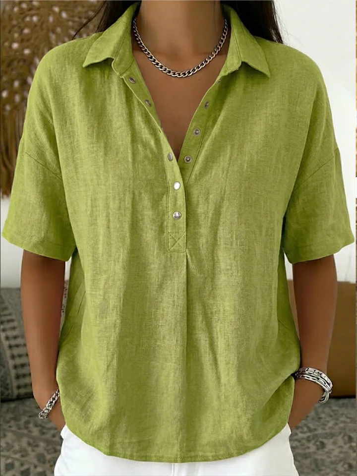 Tessa | Blouse with a collar and button detail
