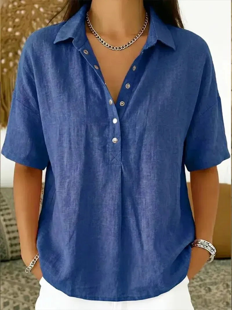 Tessa | Blouse with a collar and button detail