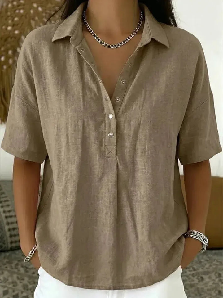 Tessa | Blouse with a collar and button detail