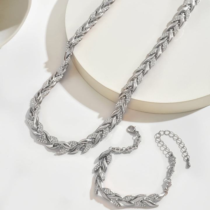Claudine | Handmade fishtail pendant