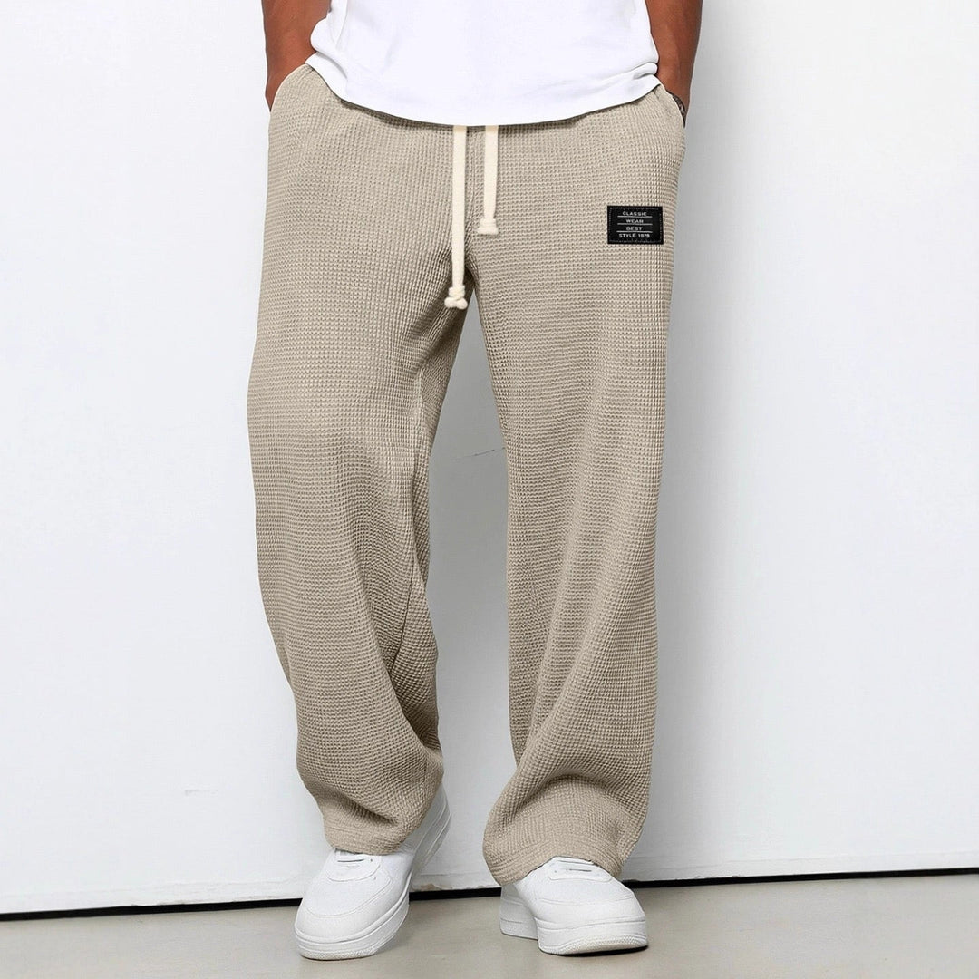 Comfortable fit men's trousers