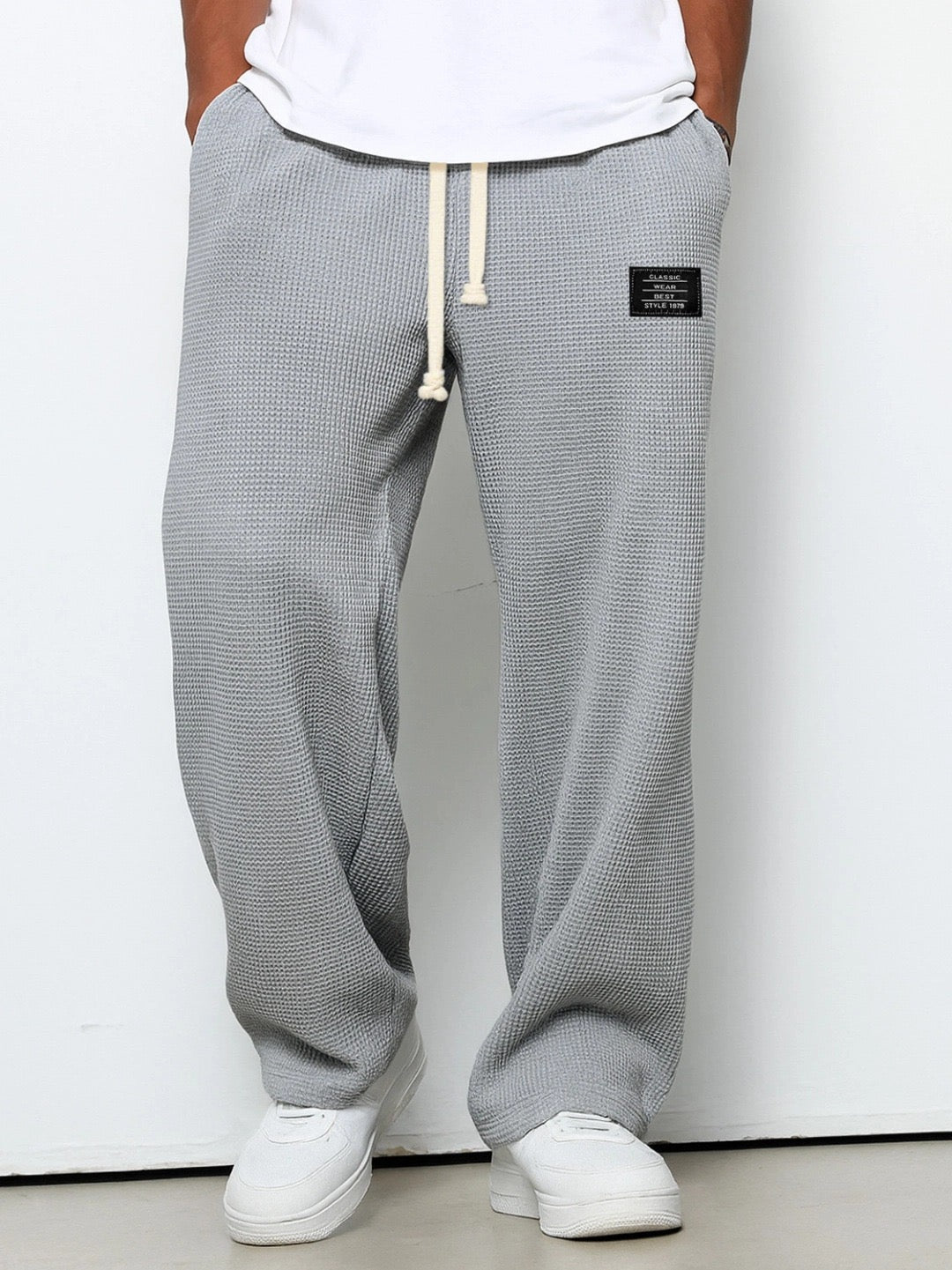 Comfortable fit men's trousers