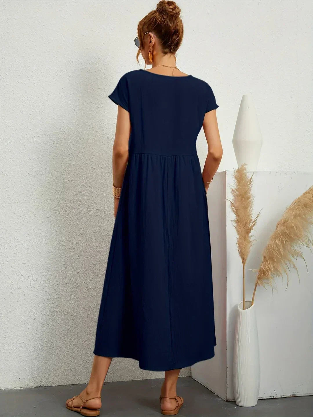 Gabrielle - Effortless Elegance Flowing Midi Dress