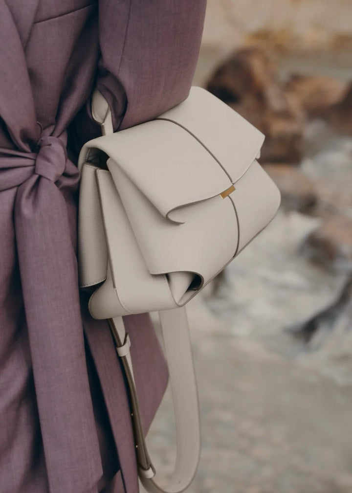 ARIANA BAG