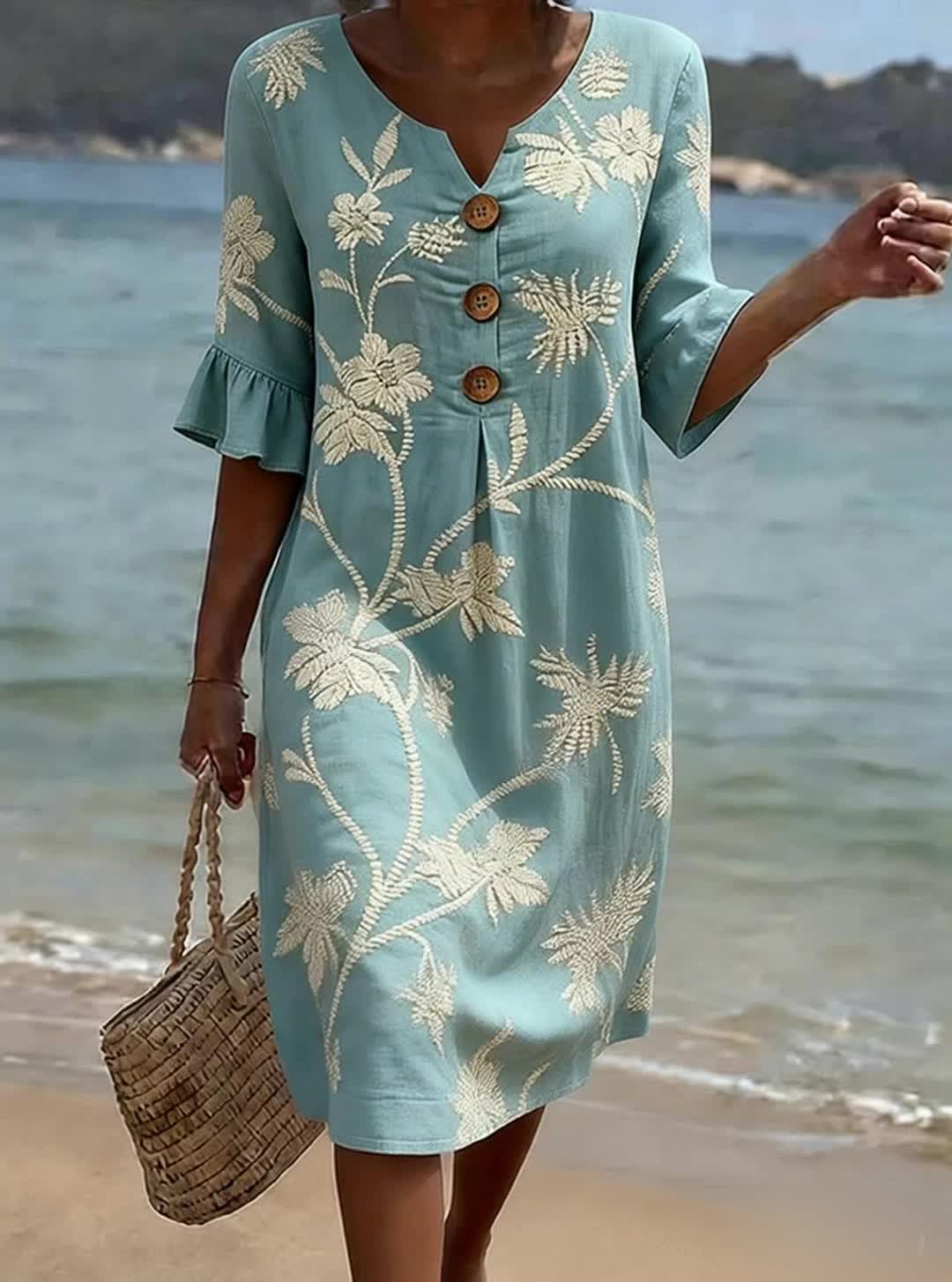Casual dress with a floral print
