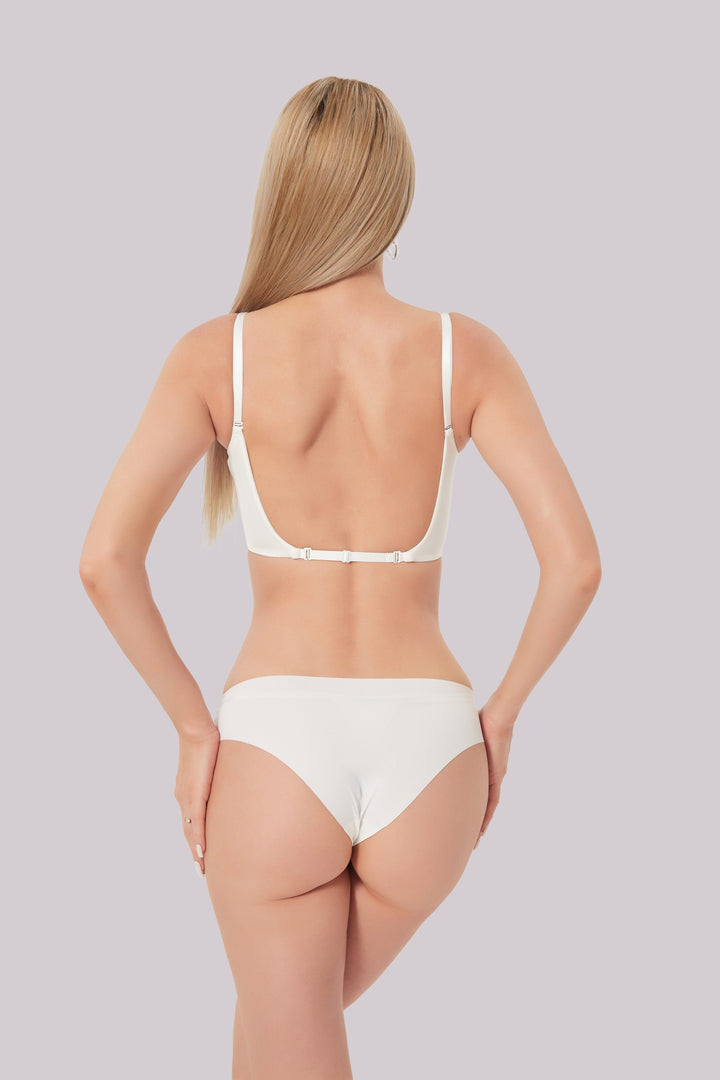 Ivy - Invisible Bra with Low Cut